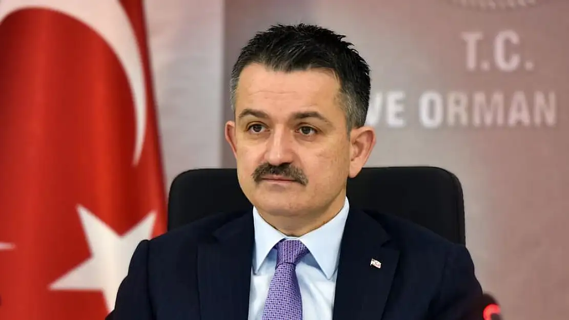 “Eski Tarım ve Orman Bakanı Pakdemirli döneminde 800.000 çiftçi çiftçiliği bıraktı”