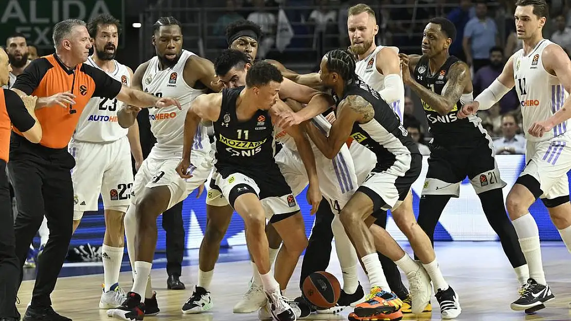 Euroleague maçında kaos