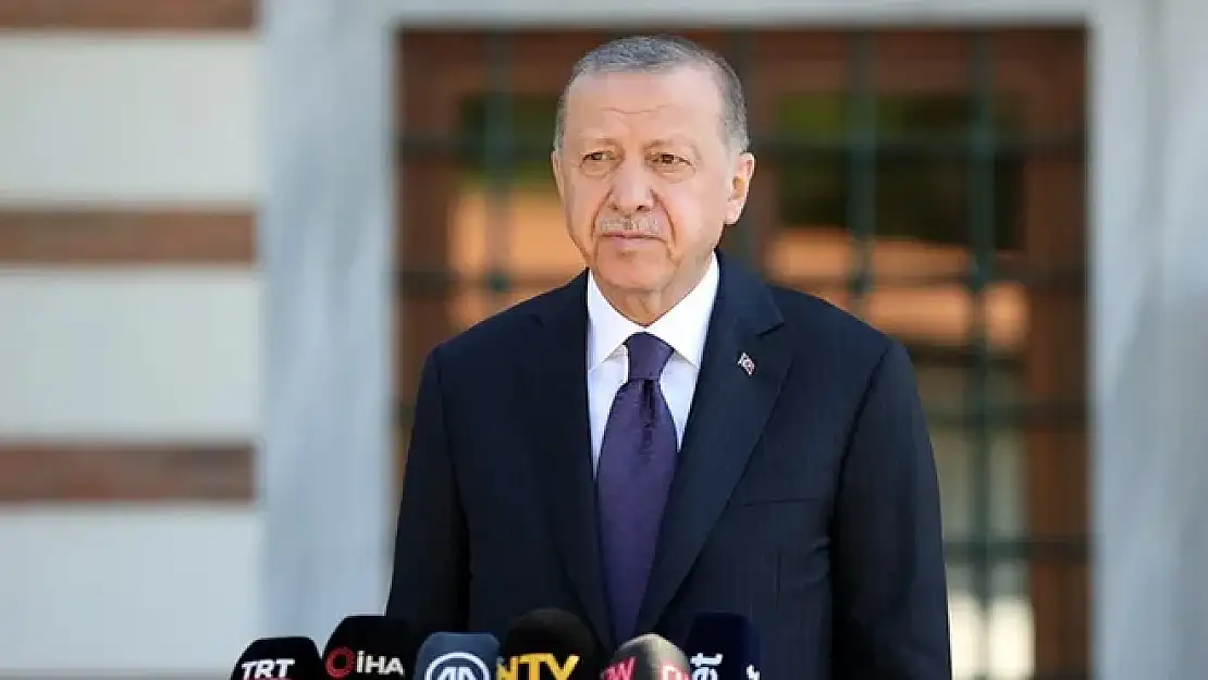 “Faiz yükselemez, düşecek”