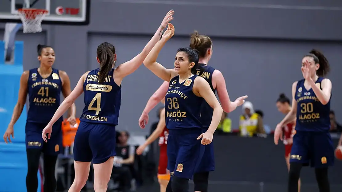 Fenerbahçe Alagöz Holding, şampiyonluğa çok yakın