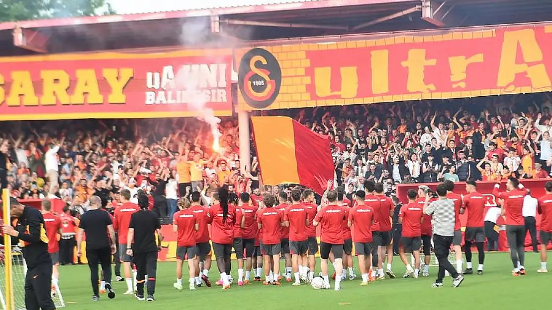 Galatasaray, ilk transferini bitirmek üzere