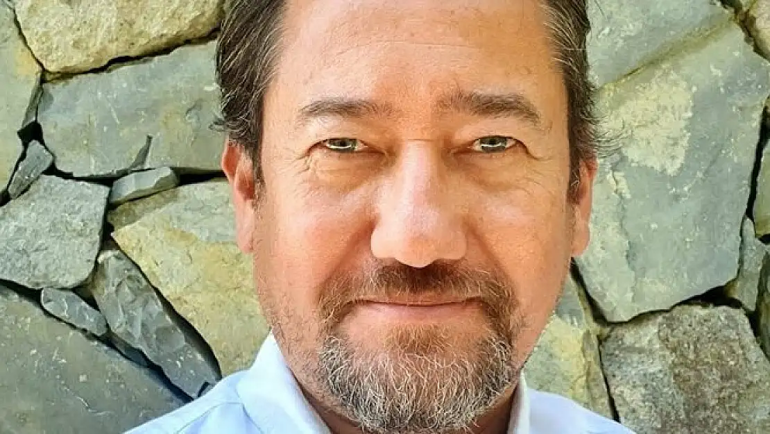 Gazeteci Serdar Akinan gözaltında