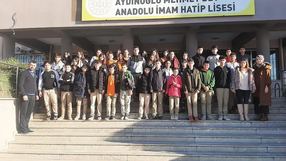 Geleceğe Adım Adım: Hatipoğlu Mustafa Erdem Ortaokulu 8. Sınıf Öğrencileri İçin Unutulmaz Lise Tanıtım Gezileri!