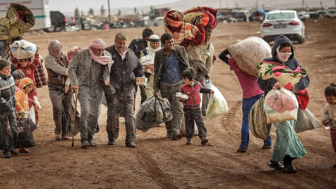 Göç İdaresi Başkanlığı: '96 bin 785 düzensiz göçmenin ülkeye yasa dışı yollardan girişi engellendi'