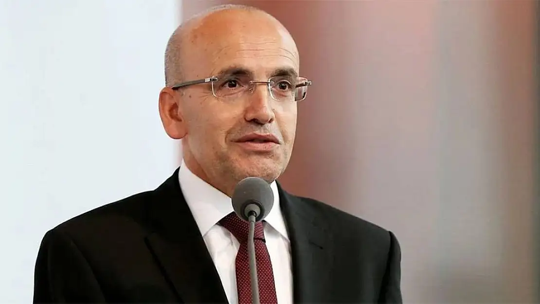 Hazine ve Maliye Bakanı Mehmet Şimşek: “Emeklilere ve memurlara yaptığımız iyileştirmelerle refah seviyelerini uçurduk, ancak hala bir ‘teşekkür’ almadık!”