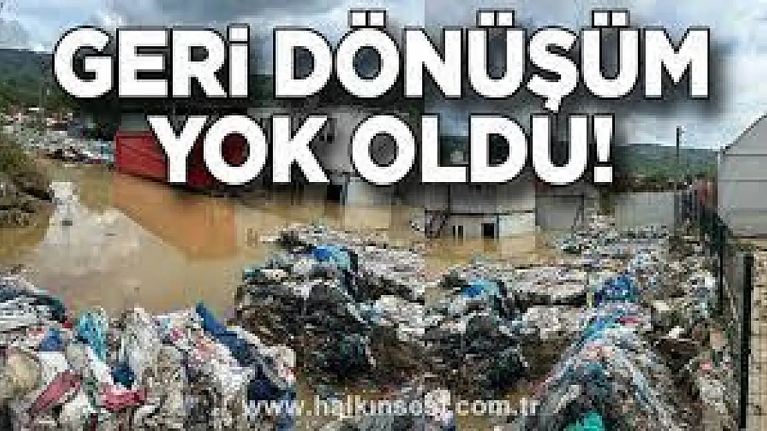 İstanbul’da sel geri dönüşüm tesisini vurdu