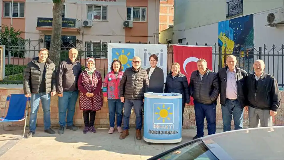 İyi parti Ödemiş'te üye alımı yapıldı