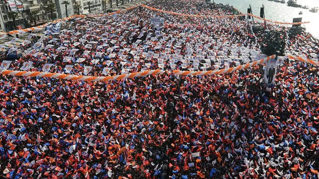 İzmir AK Parti mitingine CHP Menemen İlçe Başkanı’ndan tepki