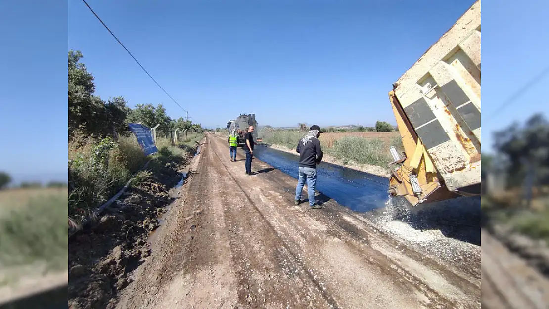 İzmir Büyükşehir Belediyesi’nin Destekleriyle Köy Yolları Yeniden Asfaltlanıyor: Tire Belediye Başkanı Duran Açıklama Yaptı