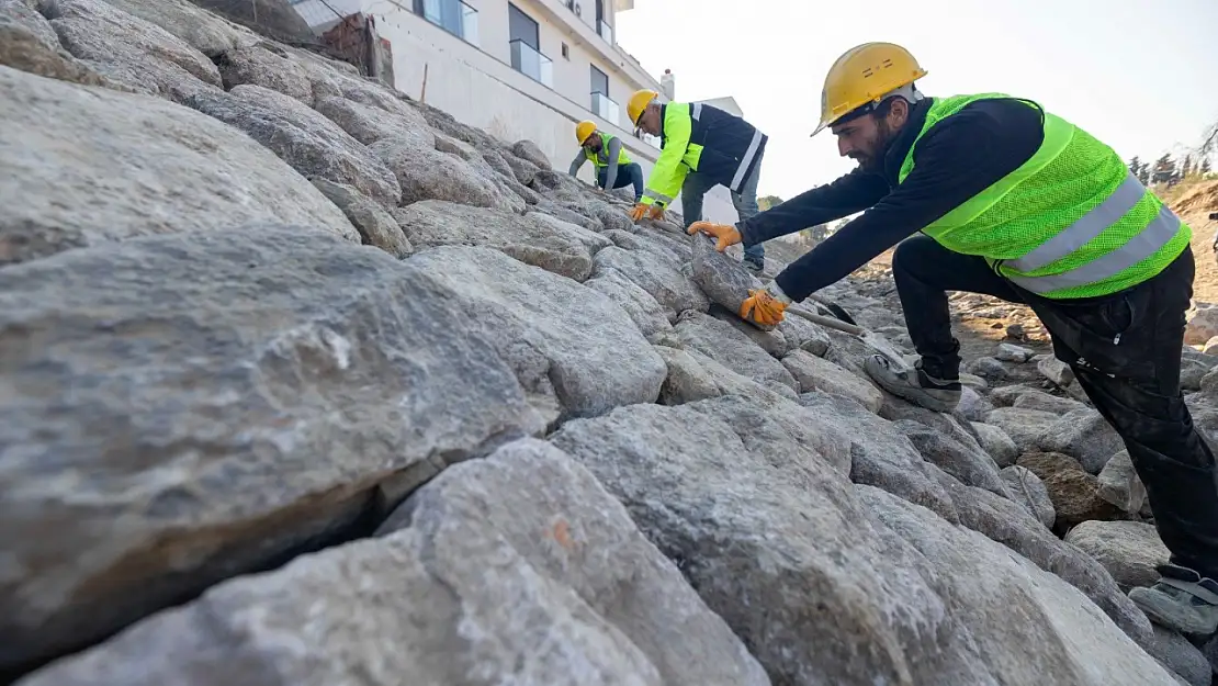 İzmir'de  60 milyon liralık dere ıslah yatırımı