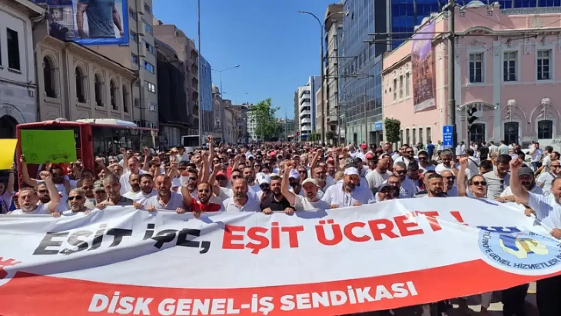 İzmir'de Grev 7. Gününde: Kararı İşçiler Verecek