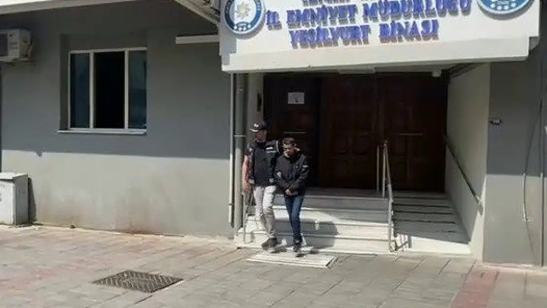 İzmir polisinden dev ‘Makaron’ operasyonu