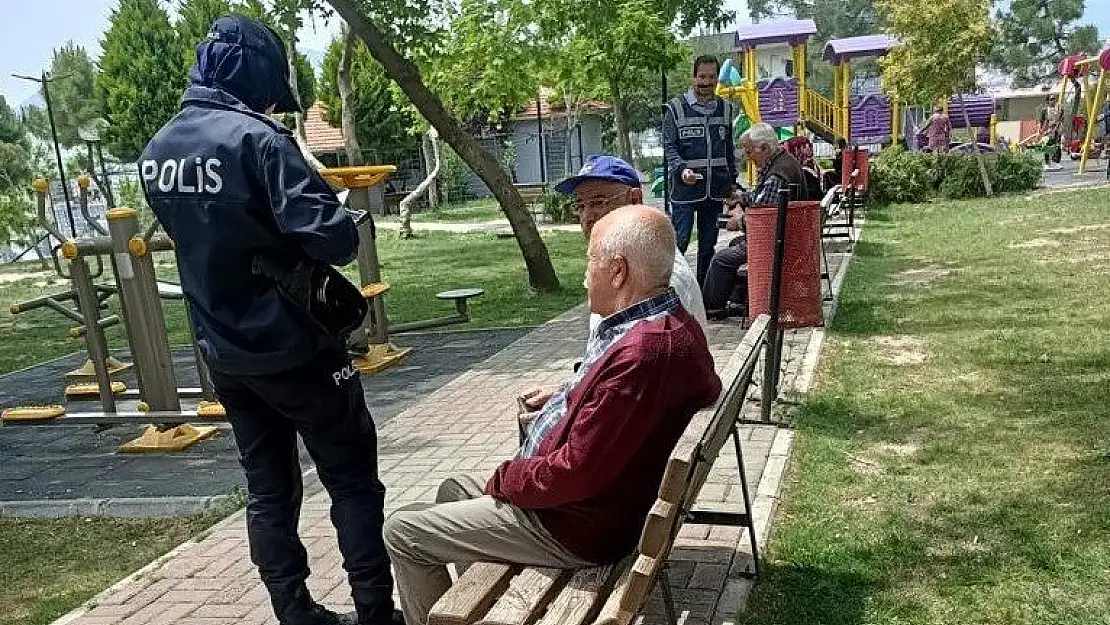 İzmir polisinden okul çevrelerinde geniş önlem