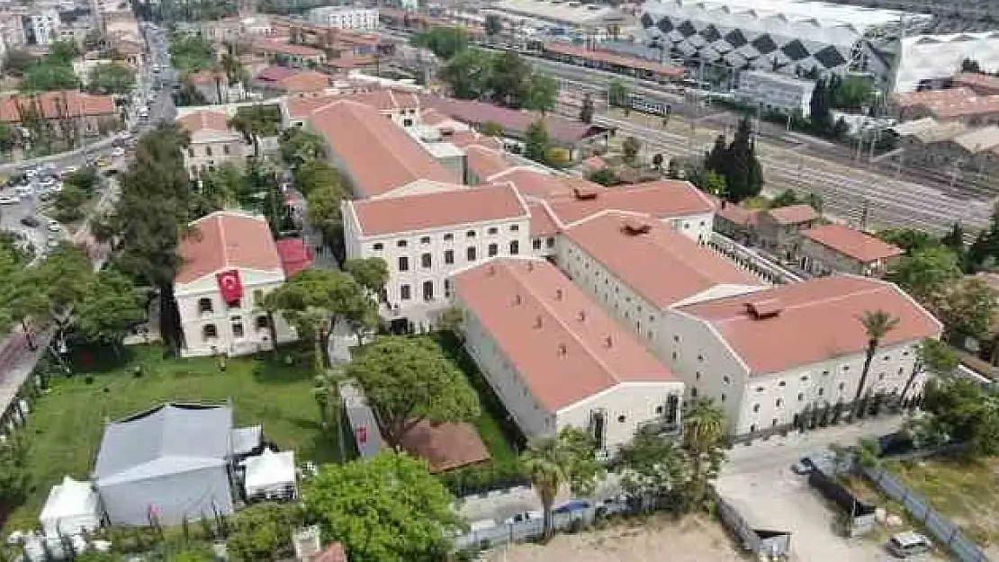 İzmir’de 140 yıllık tarih yeni buluşma yeri oldu