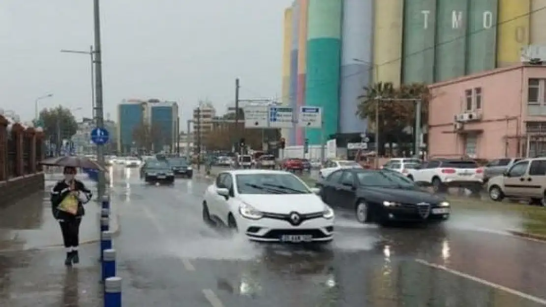 İzmir’de bu bölgeler dikkat ! sağanak yağış geliyor