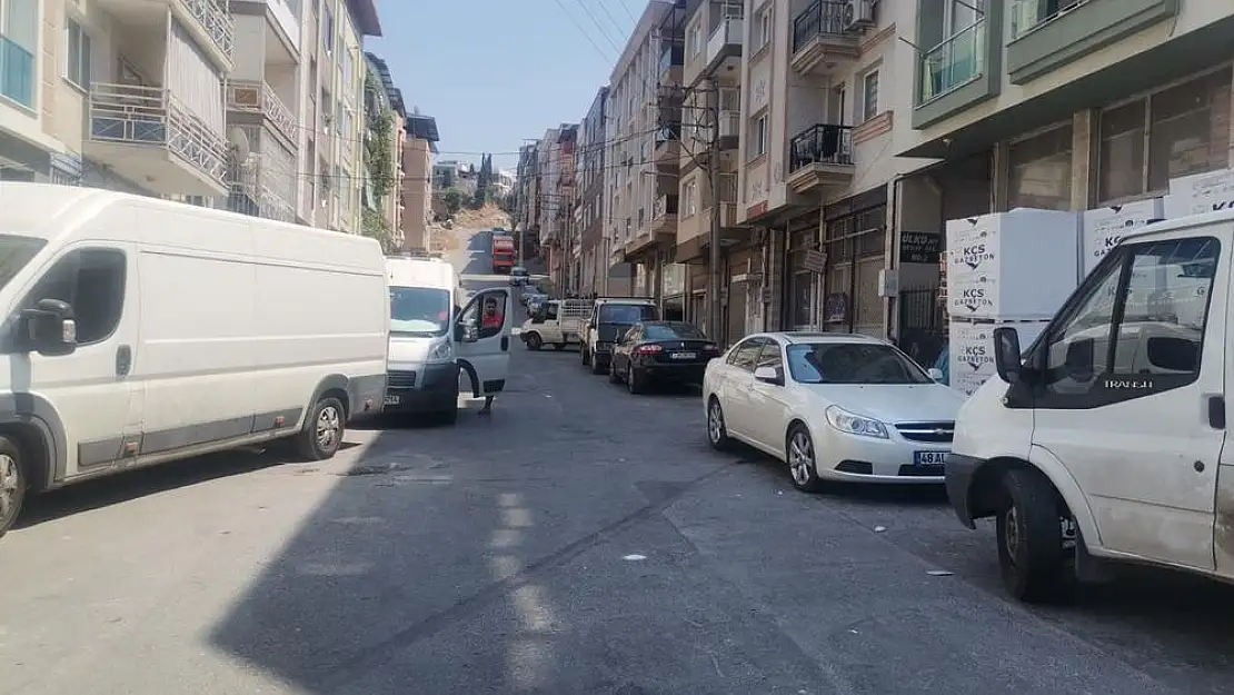 İzmir’de cinnet! Kuzenine kurşun yağdırdı