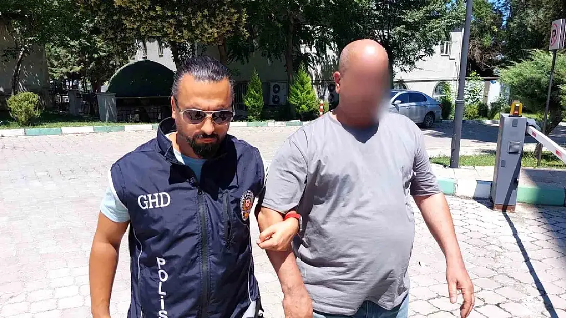 İzmir’de Göçmen Kaçakçılığı Suçundan Mahkum Olan Yabancı Uyruklu Şahıs Samsun’da Yakalandı