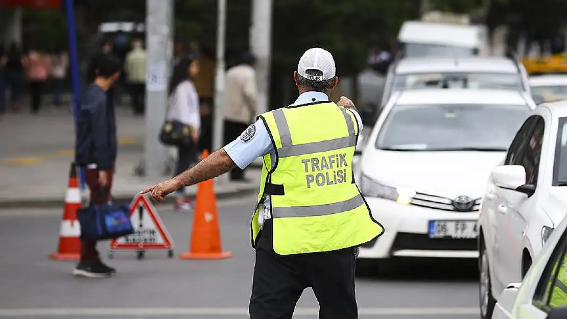 İzmir’de şoförlere ceza yağdı