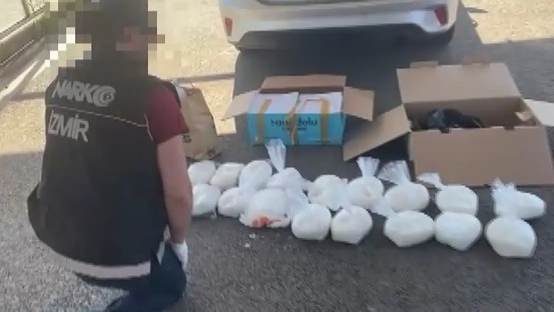 İzmir’de Yapılan Operasyonda 42 Kilo Metamfetamin Ele Geçirildi, Zehir Taciri Tutuklandı