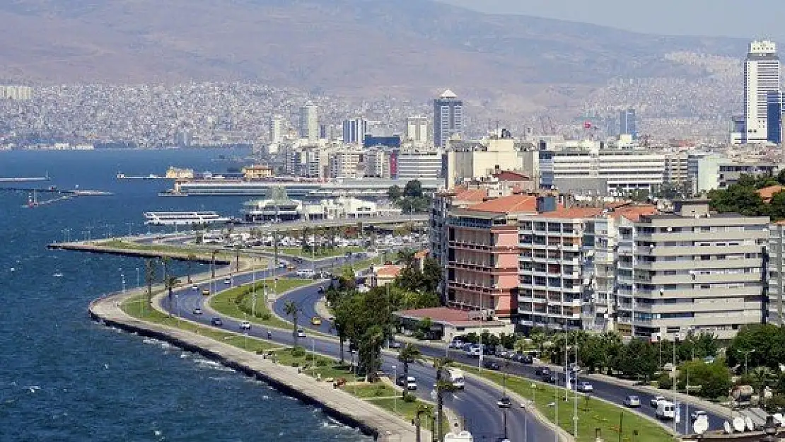 İzmir’e turist akını