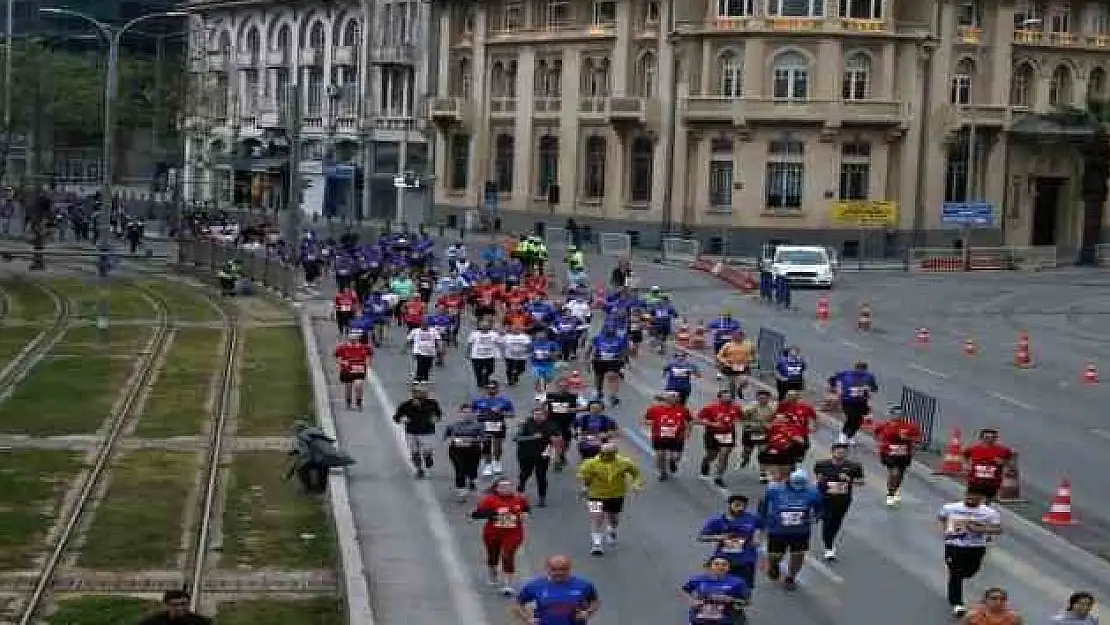 İzmirliler Maraton İzmir’de buluşuyor