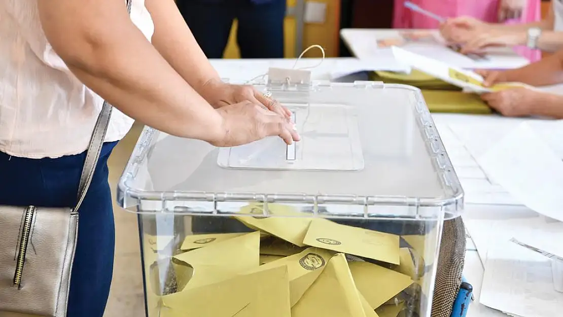 Kamu Sendikaları ve Meslek Odalarından Güçlü Çağrı: Seçimlerde Demokrasiye Sahip Çıkın!