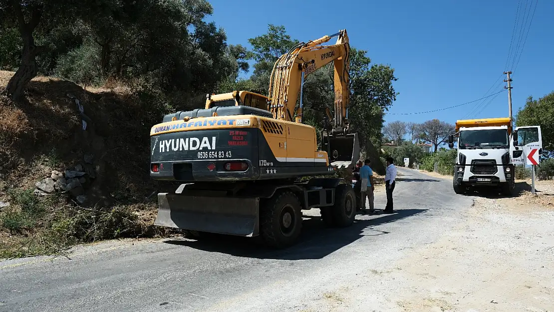 Kaplan'da Şarampol Temizliği ve İstinat Duvarı Yenileme Çalışması Sürüyor