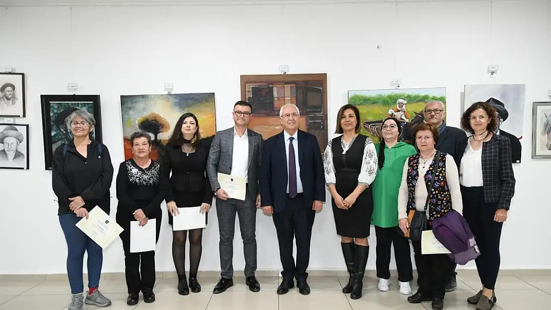 Karabağlar'da 'Dostlar Beni Hatırlasın' sergisi