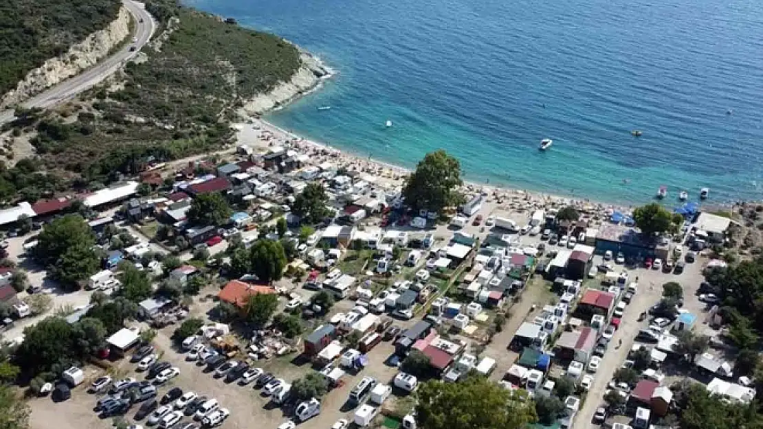 Karavancılar Foça’ya akın etti