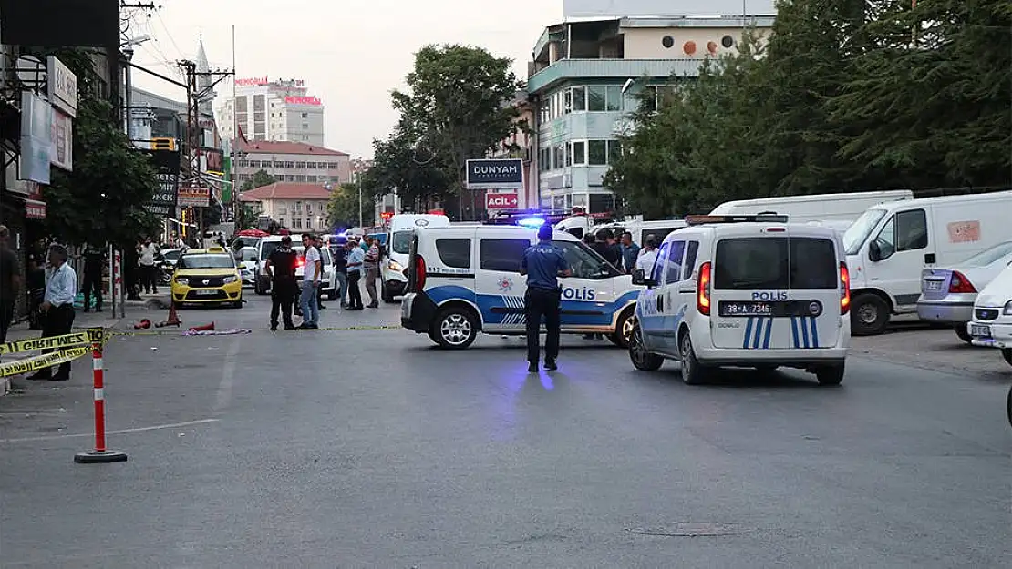 Kayseri’de bir kahvehane ateş açıldı, iki kişi yaralandı