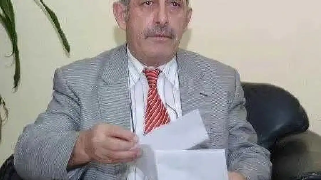 Kemal Kılıçdaroğlu'nun İkizi Adil Kılıçdaroğlu Hayatını Kaybetti