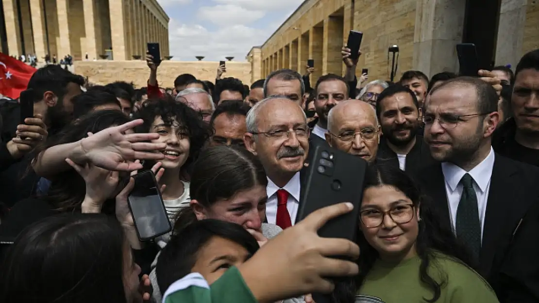 Kılıçdaroğlu, seçim gezisini Anıtkabir'de sonlandırdı