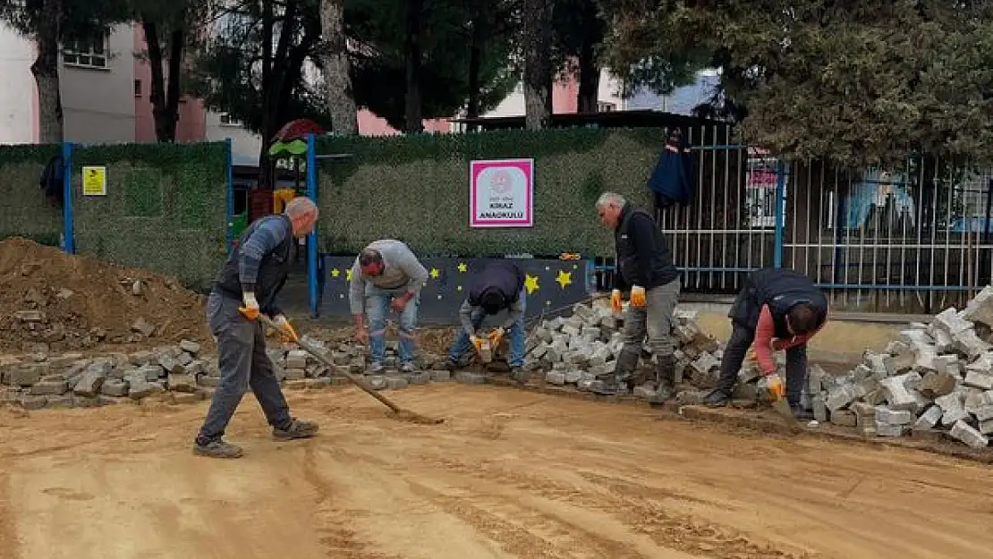 Kiraz Belediyesi Fen İşleri Ekiplerinden Yoğun Mesai