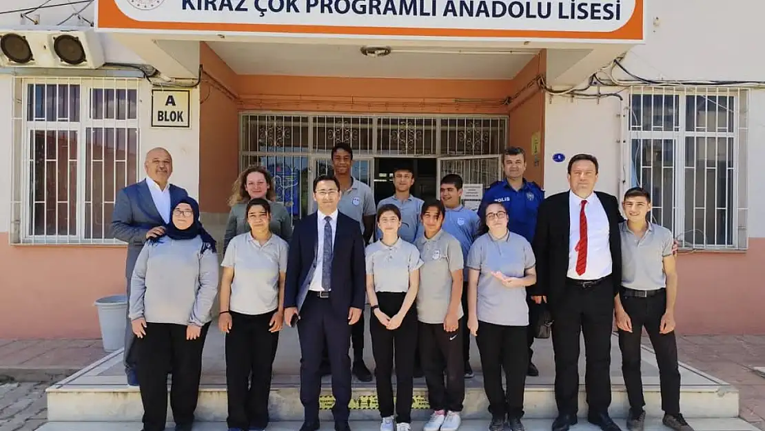 Kiraz'da Engelliler Haftası'nda Anlamlı Ziyaret