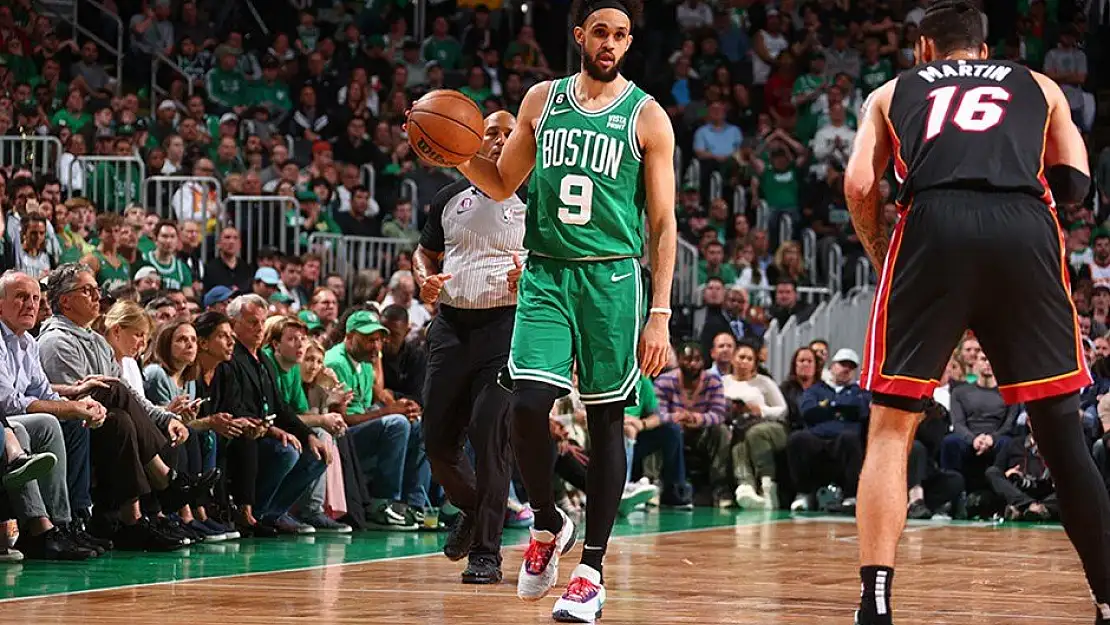 Miami Heat’i yenen Boston Celtics seriye tutundu