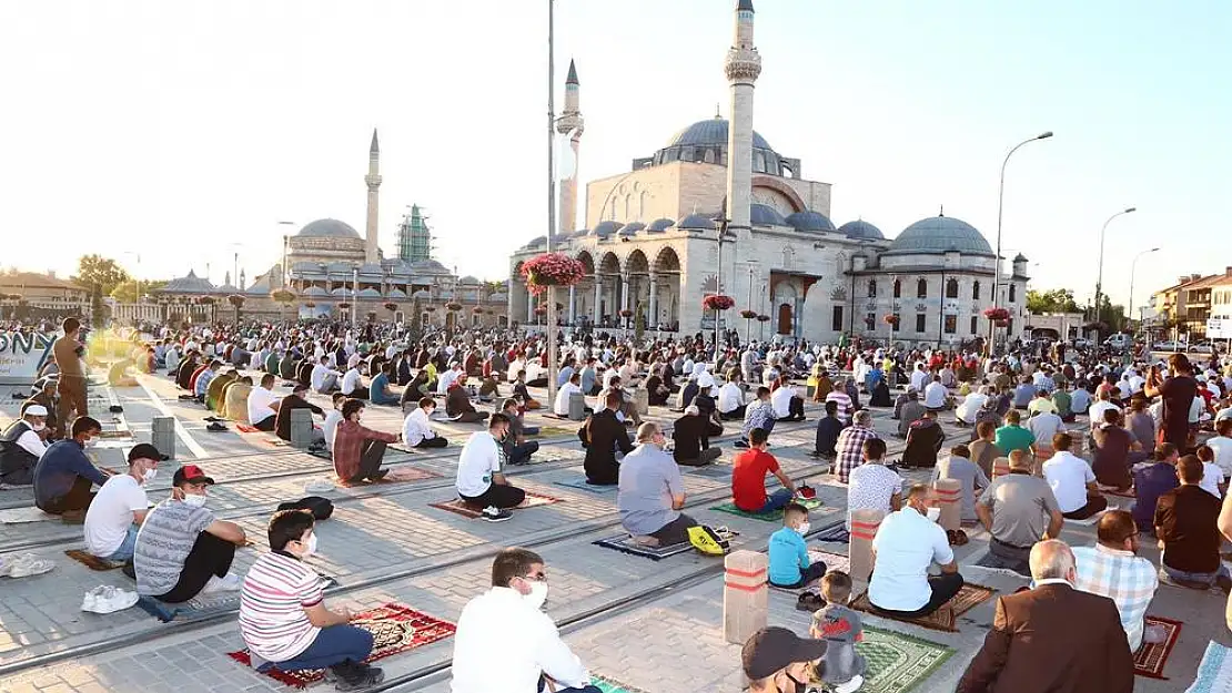 Müslümanlar 3 Gün Sürecek Bayram Kutlamalarına Hazırlanıyor