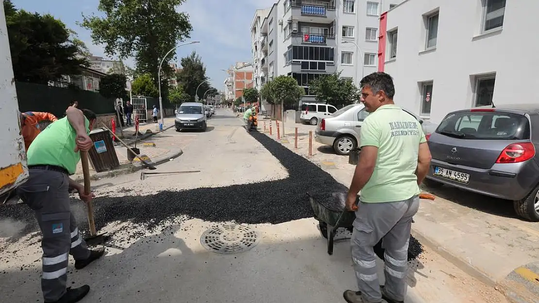 Narlıdere’de asfalt çalışmaları yapılıyor