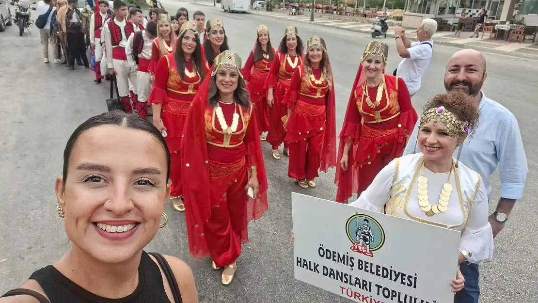 Ödemiş Belediyesi Halk Oyunları Topluluğu, Tire Kurtuluş Şenliklerinde 