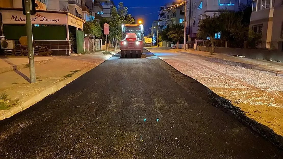 Ödemiş Belediyesi, Sıcak Asfalt Çalışmalarını Aralıksız Sürdürüyor