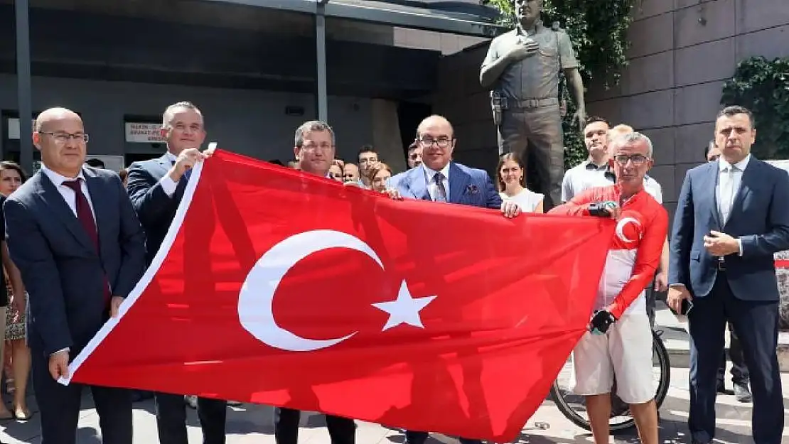 Orhan Kotluk, Şehit Polis Fethi Sekin’in Anısına Bisikletle Yola Çıktı