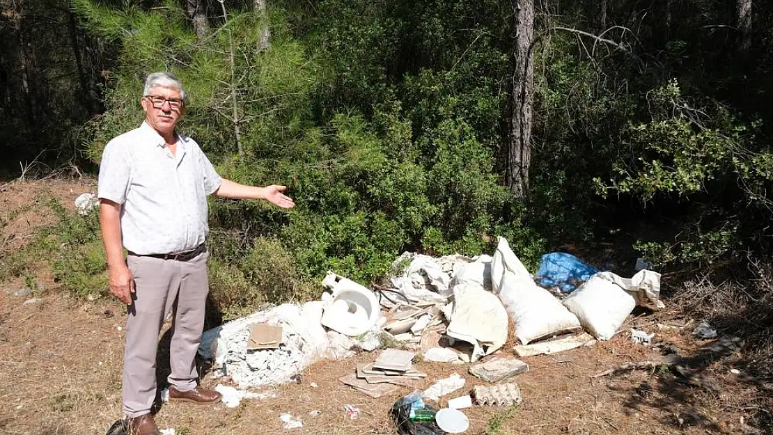 Ormana atılan çöpler isyan ettirdi: “Orman sizin çöplüğünüz mü?”