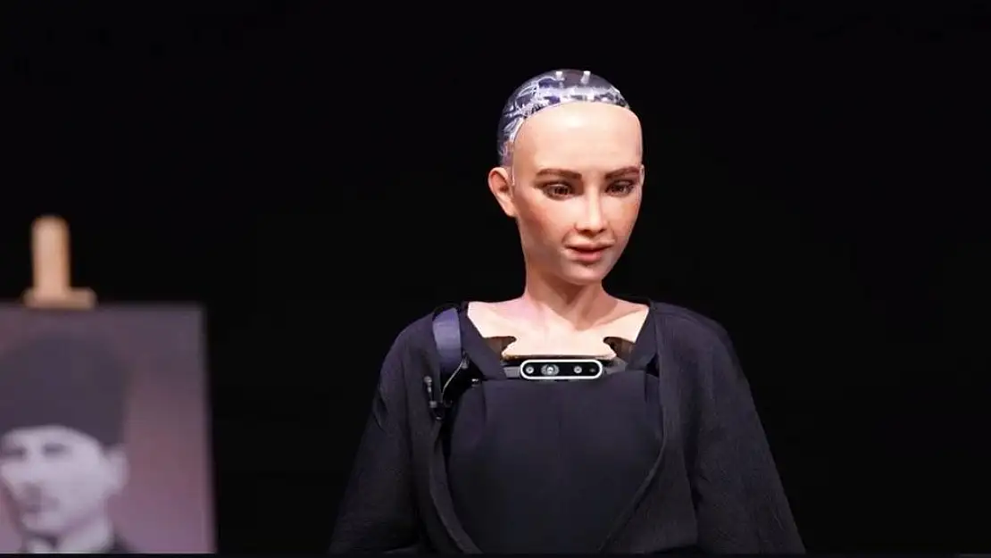 Robot Sophia’ya Kılıçdaroğlu sorusu