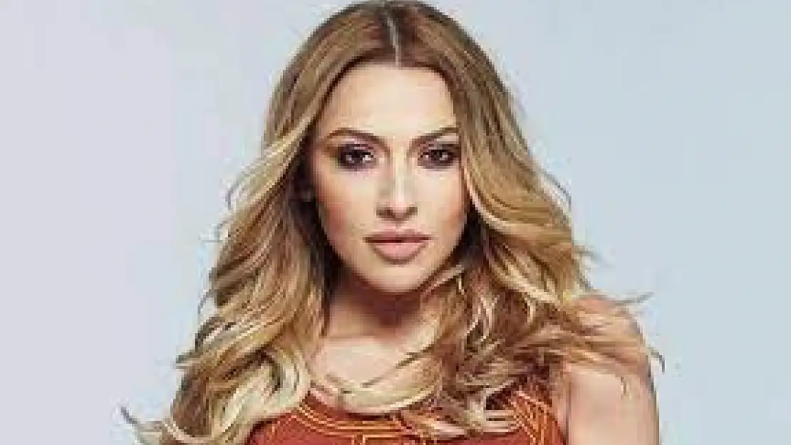 Şarkıcı Hadise hastaneye kaldırıldı