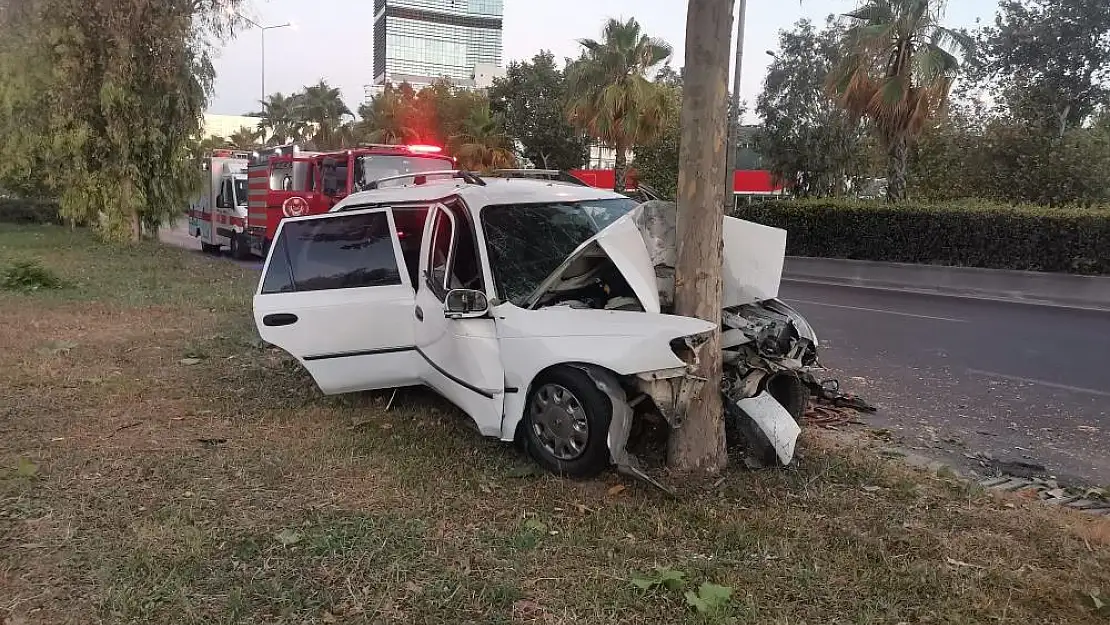 Satılık araçla ağaca çarptı: Hayatını kaybetti