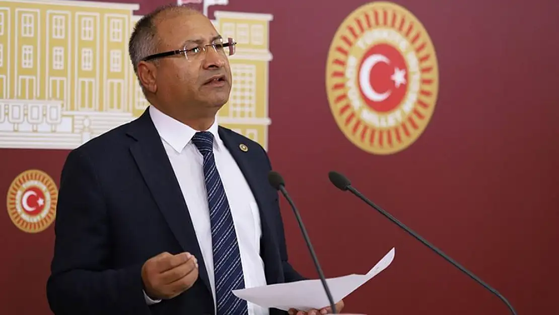 Seçimi kazanmak isteyen bir parti böyle davranmamalı