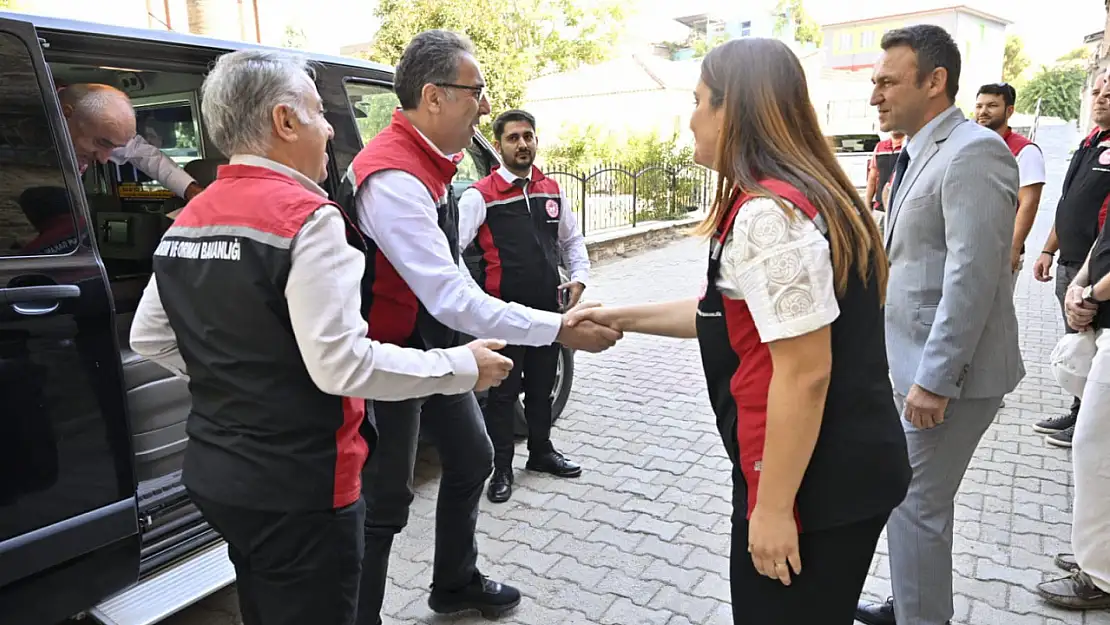 Tarım Bakan Yardımcısı Prof. Dr. Ahmet Gümen Tire'de 