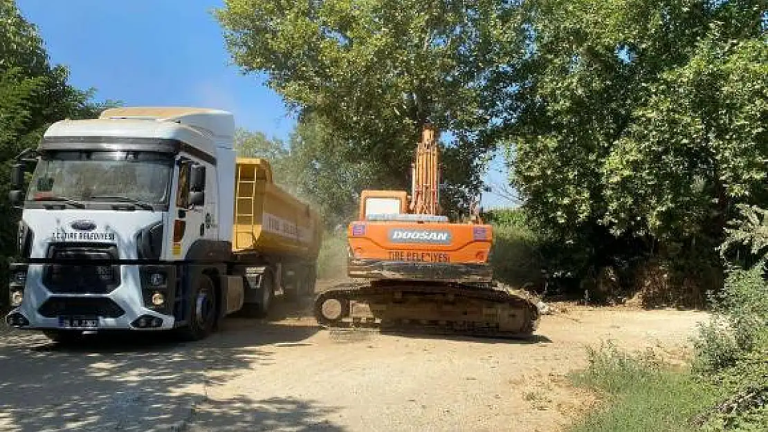 Tire Belediyesi Fen İşleri Ekipleri Aralıksız Yol Yenileme Çalışmalarını Sürdürüyor