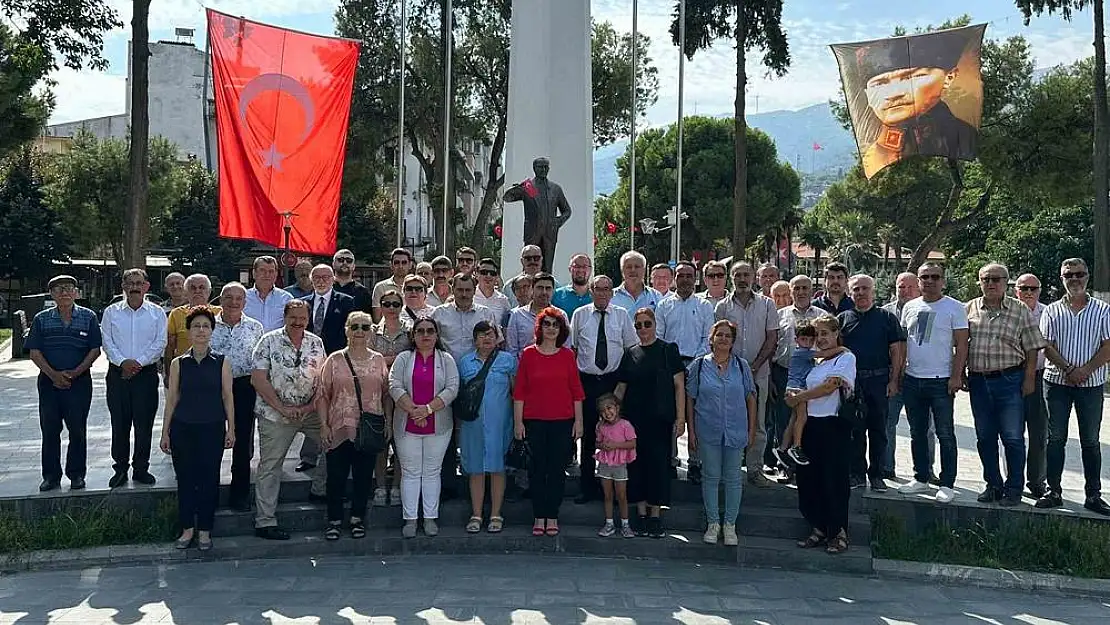 Tire CHP İlçe Teşkilatı, Cumhuriyet Halk Partisi’nin 100. Yılını Coşkuyla Kutladı