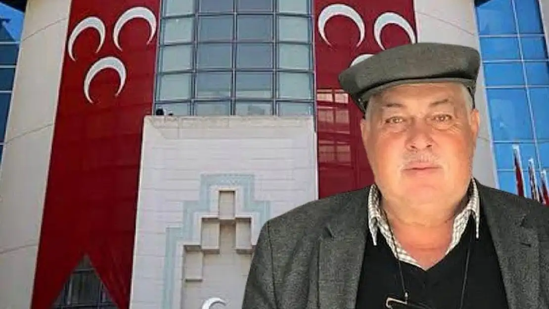 Tire Gökçen Mahalle Muhtarı Mestan Kurt, MHP Saflarına Katıldı