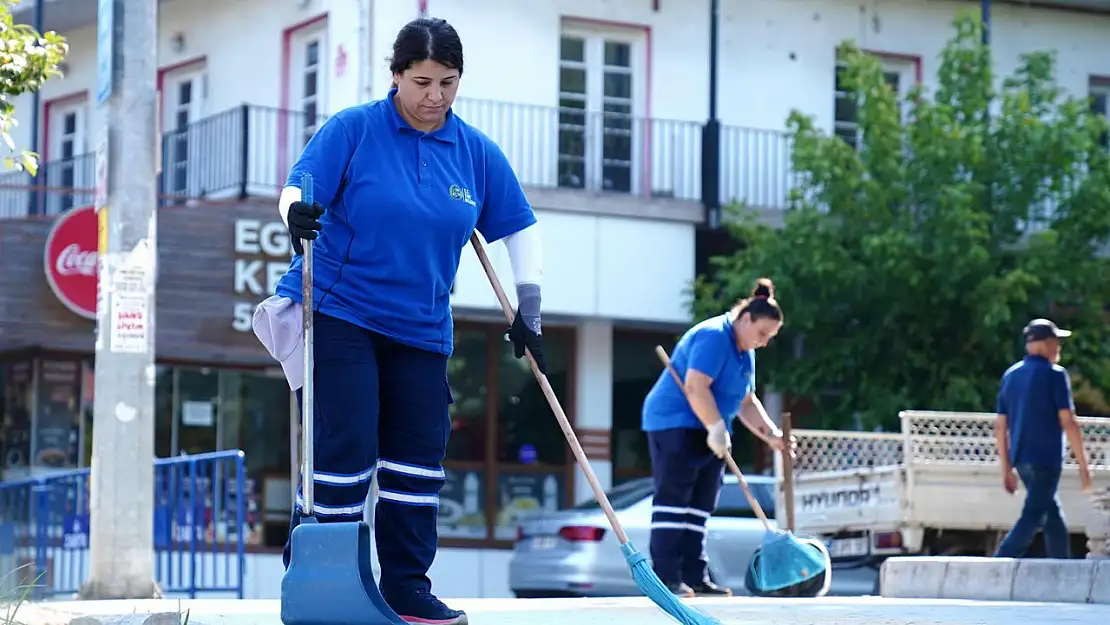 Tire Sokaklarına Kadın Eli Değdi